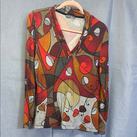 Dolcezza Tops - DOLCEZZA Colorful Abstract Long Sleeve Top